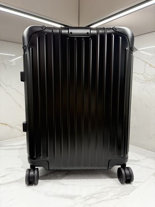 *Акція!Rimowa  валіза 100% алюміній/чемодан/ручная кладь цвет черный
