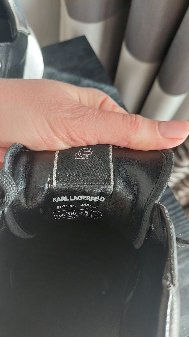 Кросівки Karl Lagerfeld 38 розмір