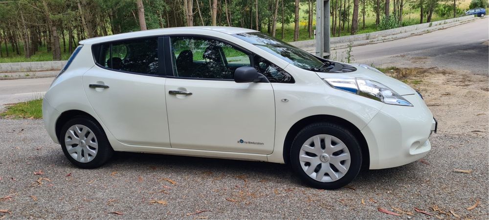 Nissan leaf visia 30