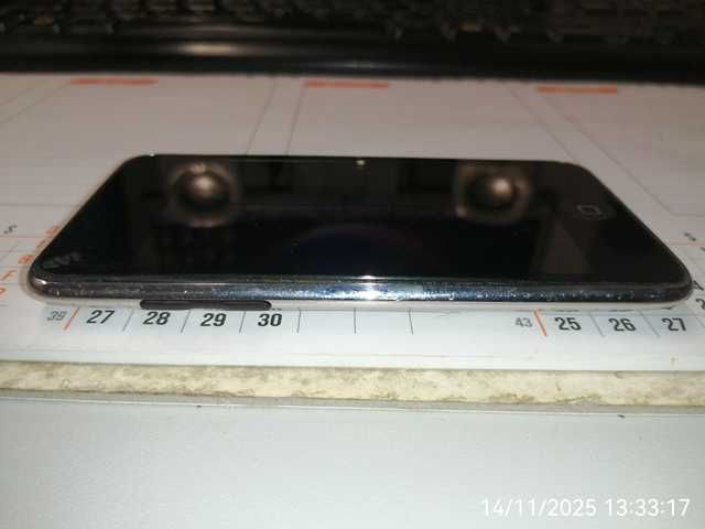 iPod Touch 8 GB prateado