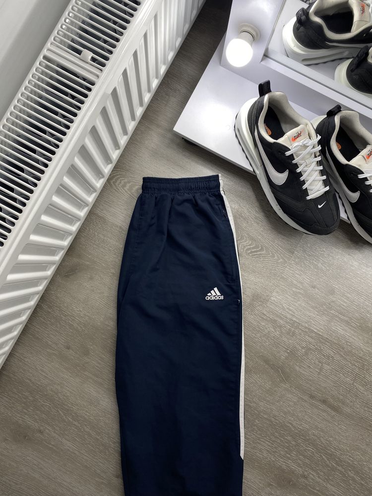 Спортивні штани Adidas