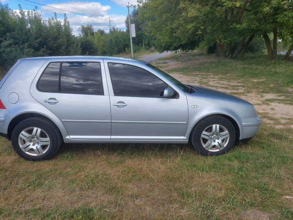 Volkswagen Golf IV • 2003 • 1.4 фольксваген бензин гольф 4