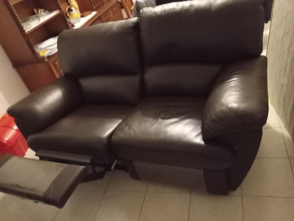 Vendo sofá 2 lugares