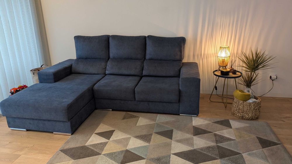 Sofa Chaise Longue com Arrumação