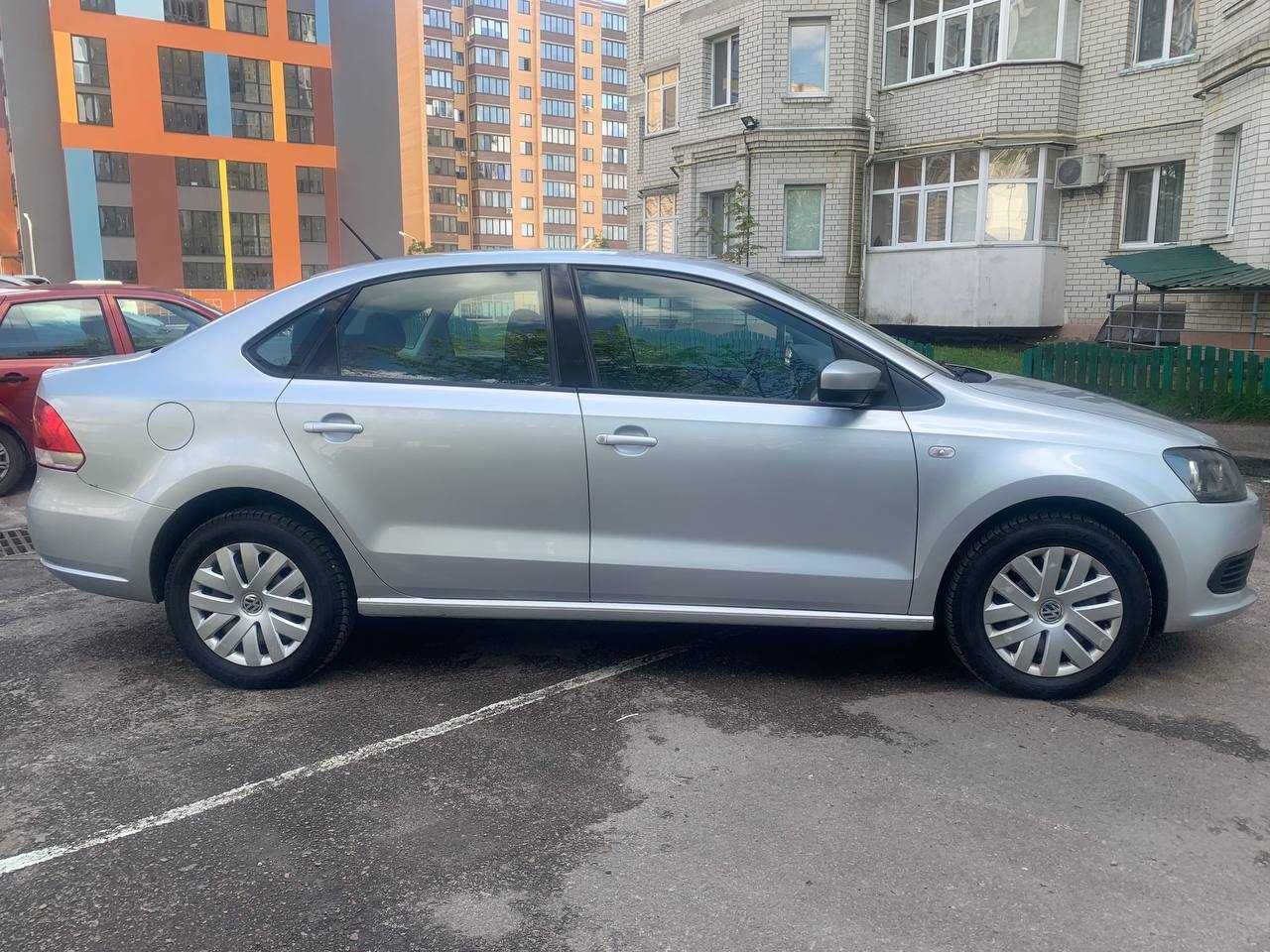 Volkswagen Polo 2014 1.6 бензин