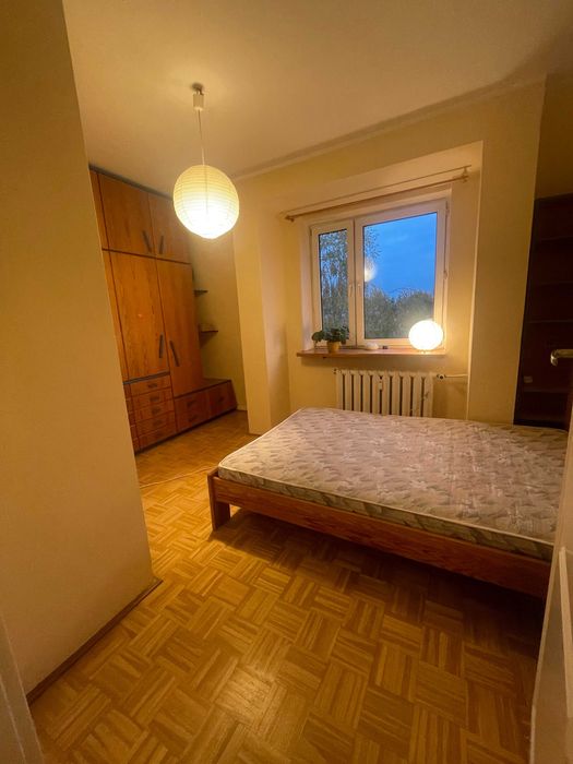 1 pokój do wynajęcia z korzystaniem   z dodatkowego pokoju dziennego