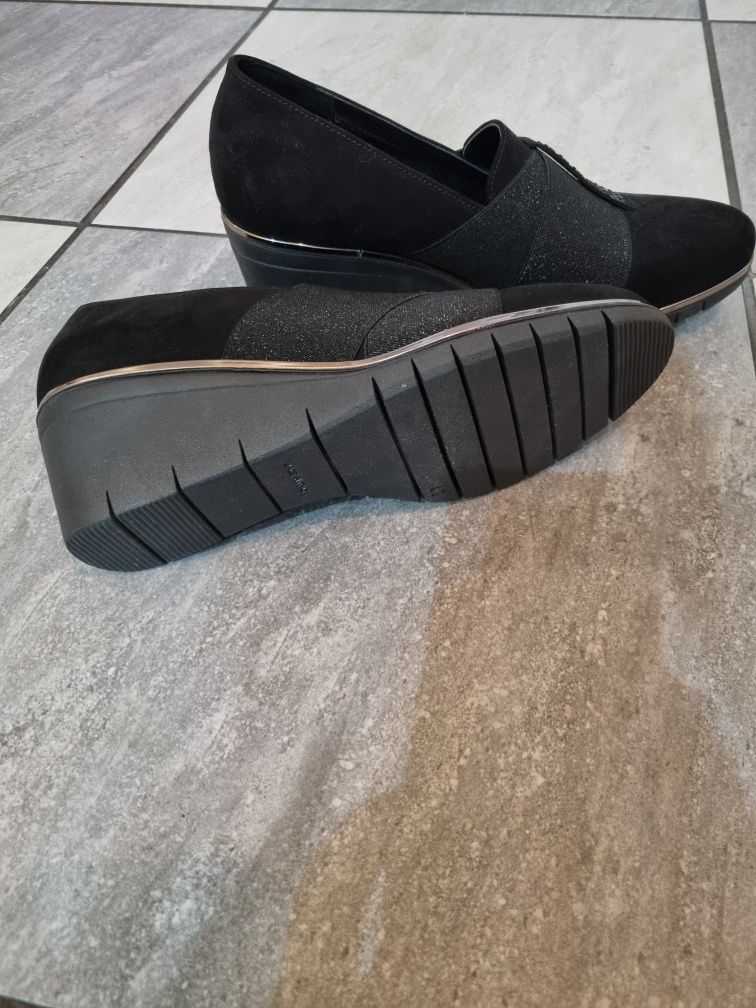 Nowe skórzane buty WITTCHEN, 40,