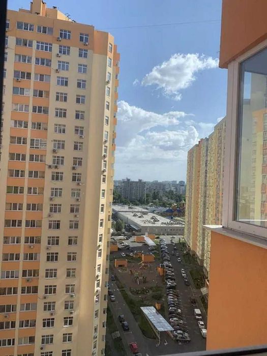 Продаж 1-кімнатна, ЖК Яскравий, Сімї Кульженків 37, Терміново