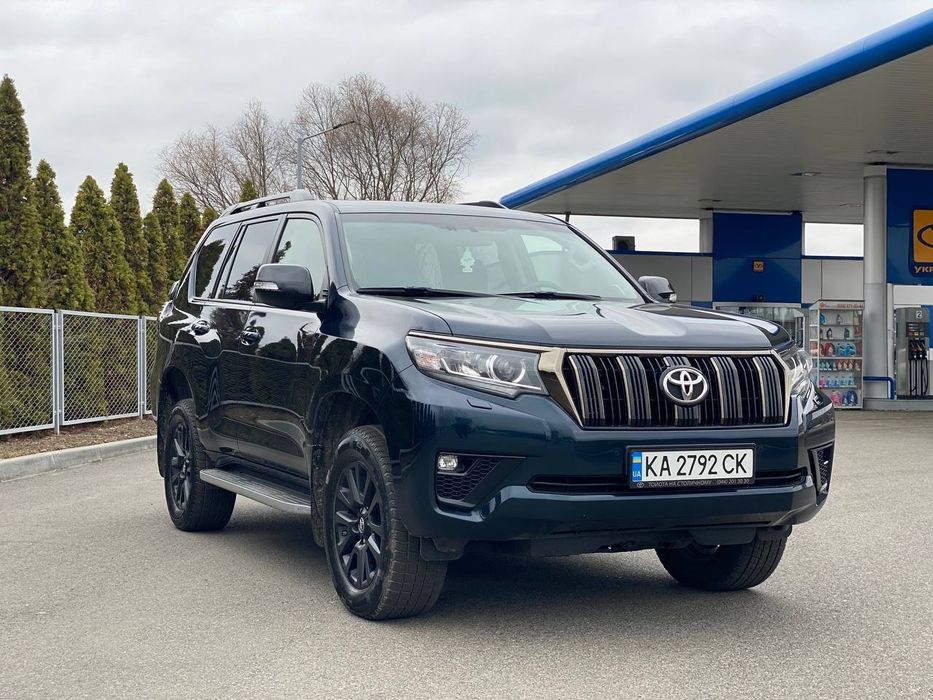 Toyota официал, не крашен, я хозяин