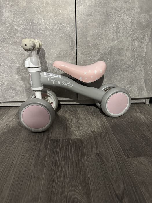 Продом беговел для девочки