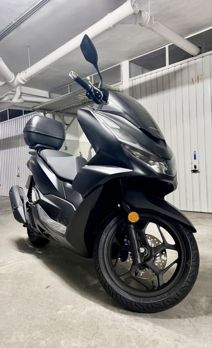 Vendo Honda PCX 2024 apenas 1100km