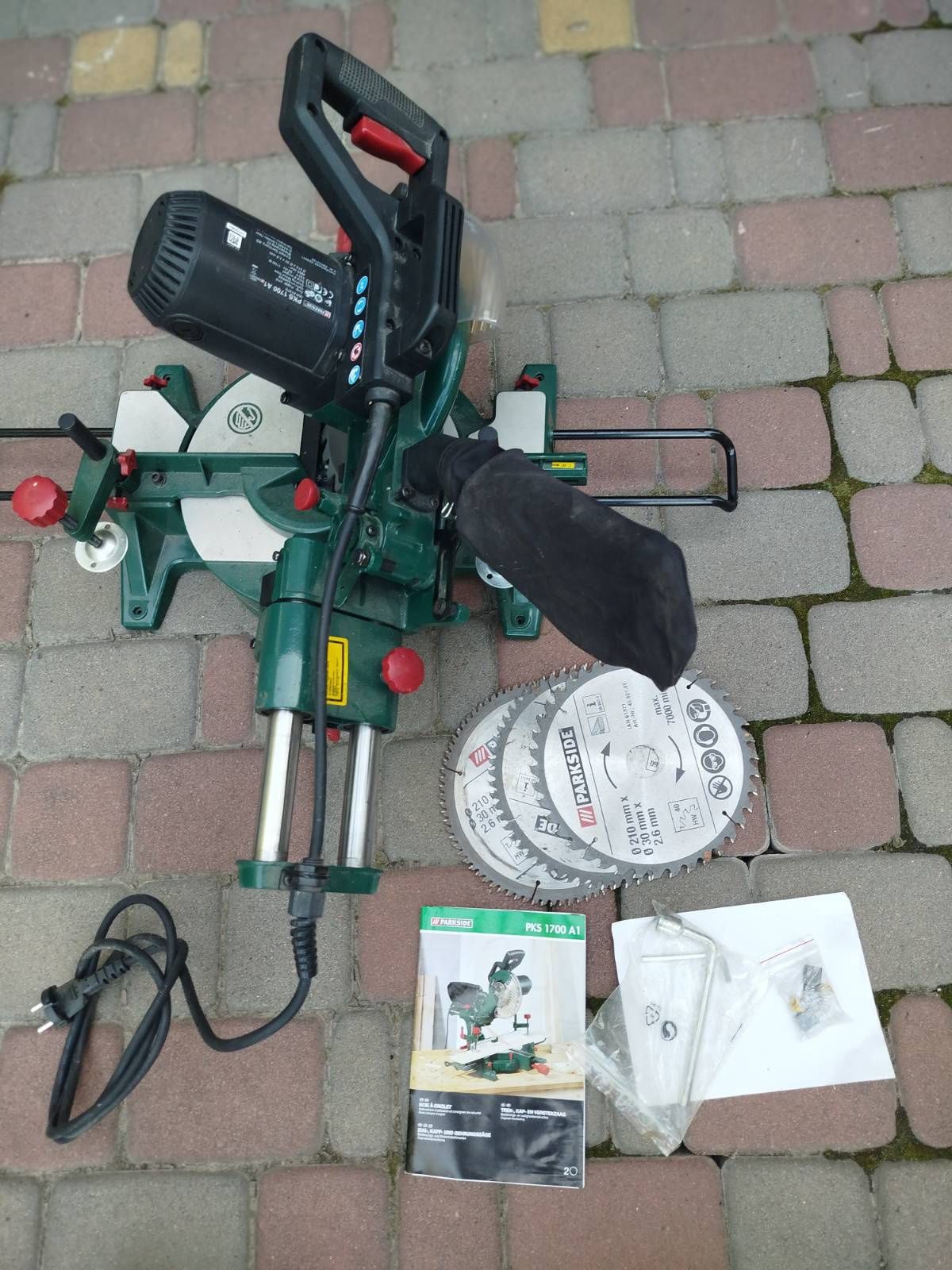 Новая нимецкая торцева пила з протяжкою Parkside PKS 1700 А1, оригіна