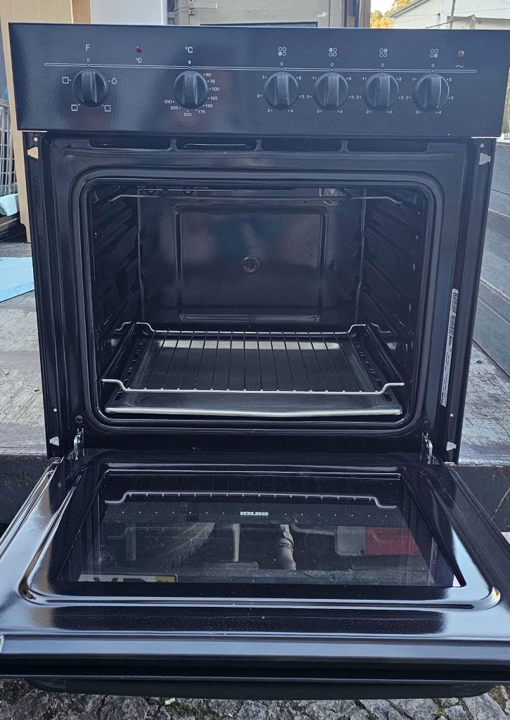 Forno Ignis, semi - novo, com placa. Em Travassós-Fafe