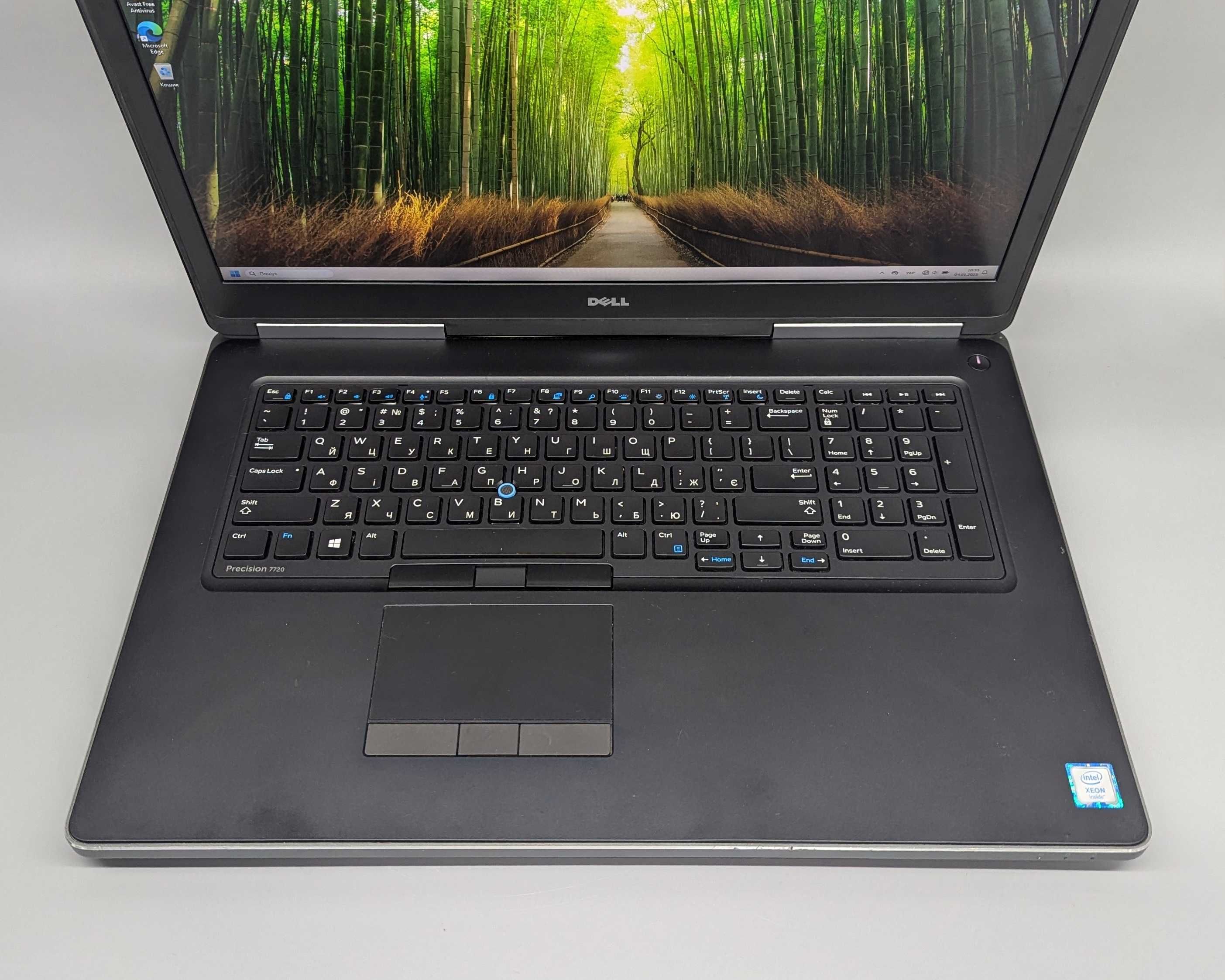 Dell Precision 7720/17.3" FHD IPS/XEON E3-1535M/16 GB /256 GB/P3000