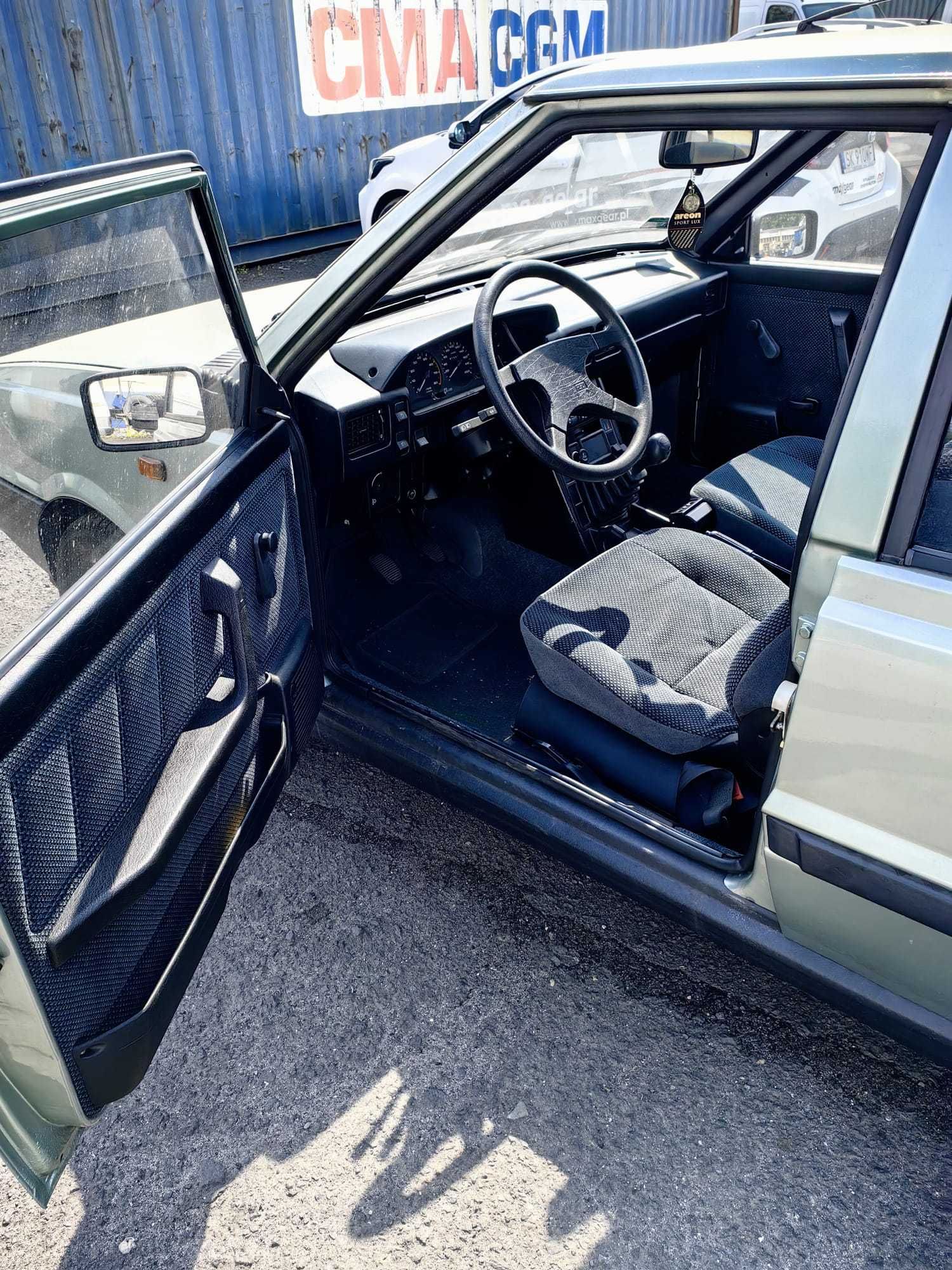 Polonez Caro 1.6 GLE, 1994 rok, bardzo dobry stan, zapas części !