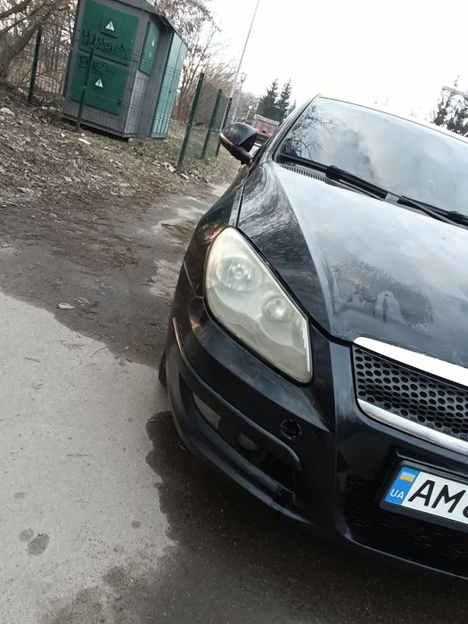 Продам Чері м11!