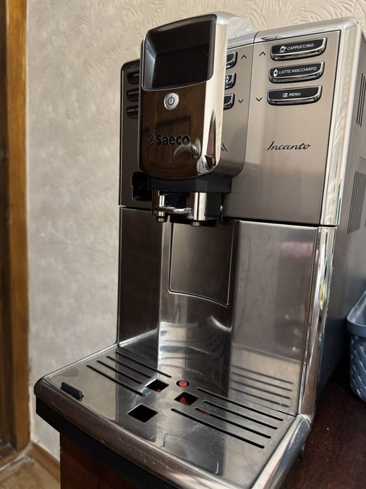 Кавомашина Saeco Incanto