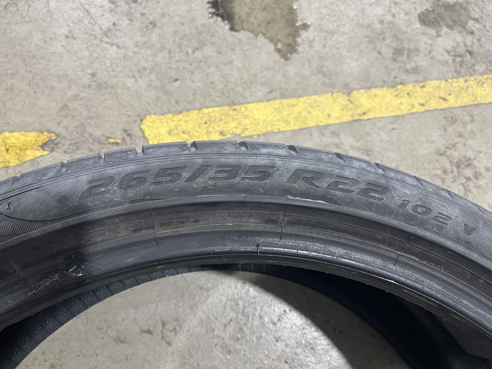 2 pneus 265/35R22 Pirelli