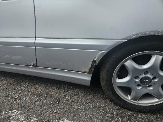 Sprzedam Mercedes C200