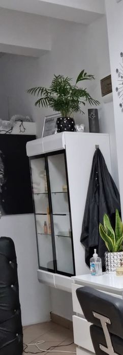 Sprzedam dwie witryny wiszace FEVER z Brw