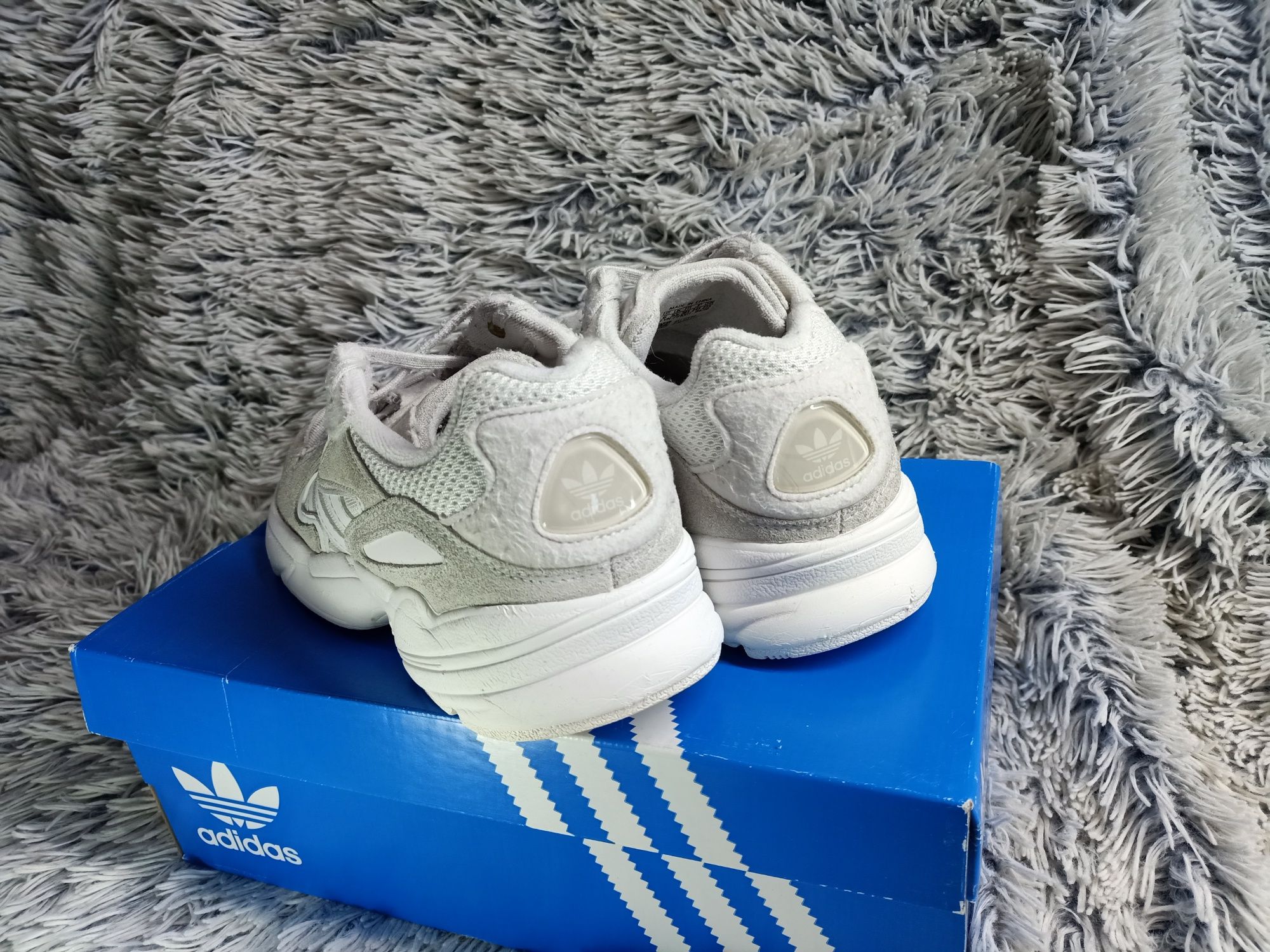 Buty adidas yung 96 białe