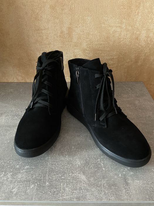 Напівчобітки жіночі зимові замшеві