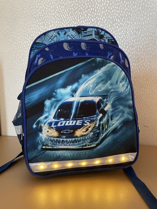 Шкільний ортопедичний рюкзак з підсвіткою та принтом машинки