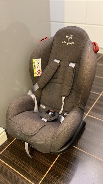 Fotelik samochodowy 0-25 kg