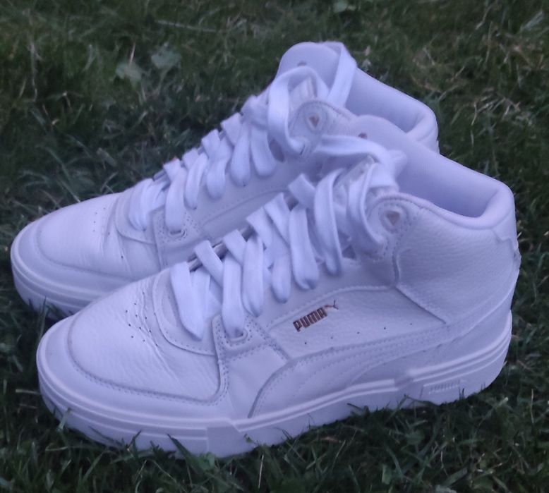 Жіночі шкіряні кросівки Puma