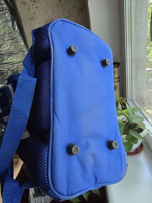 Продам школьный рюкзак