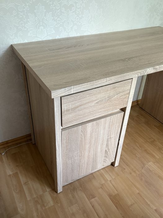 Компьютерный письменный стол 120х60