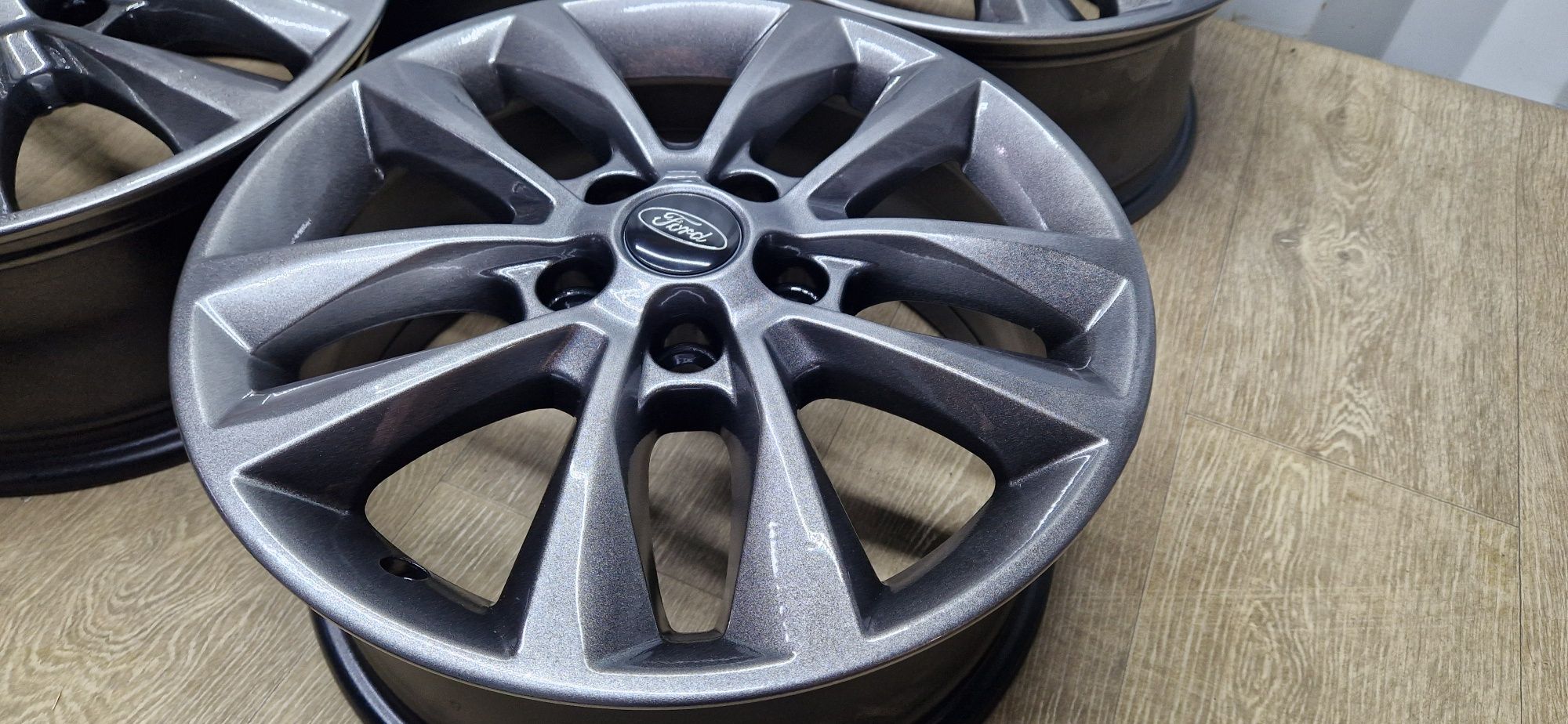 Felgi 16 Ford Focus Mondeo C-max S-max 5×108 6,5J ET50 os.63,4mm