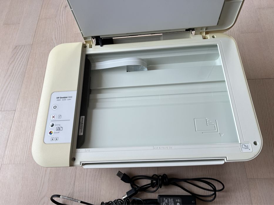 HP Принтер-сканер цветной и ч.б печати.