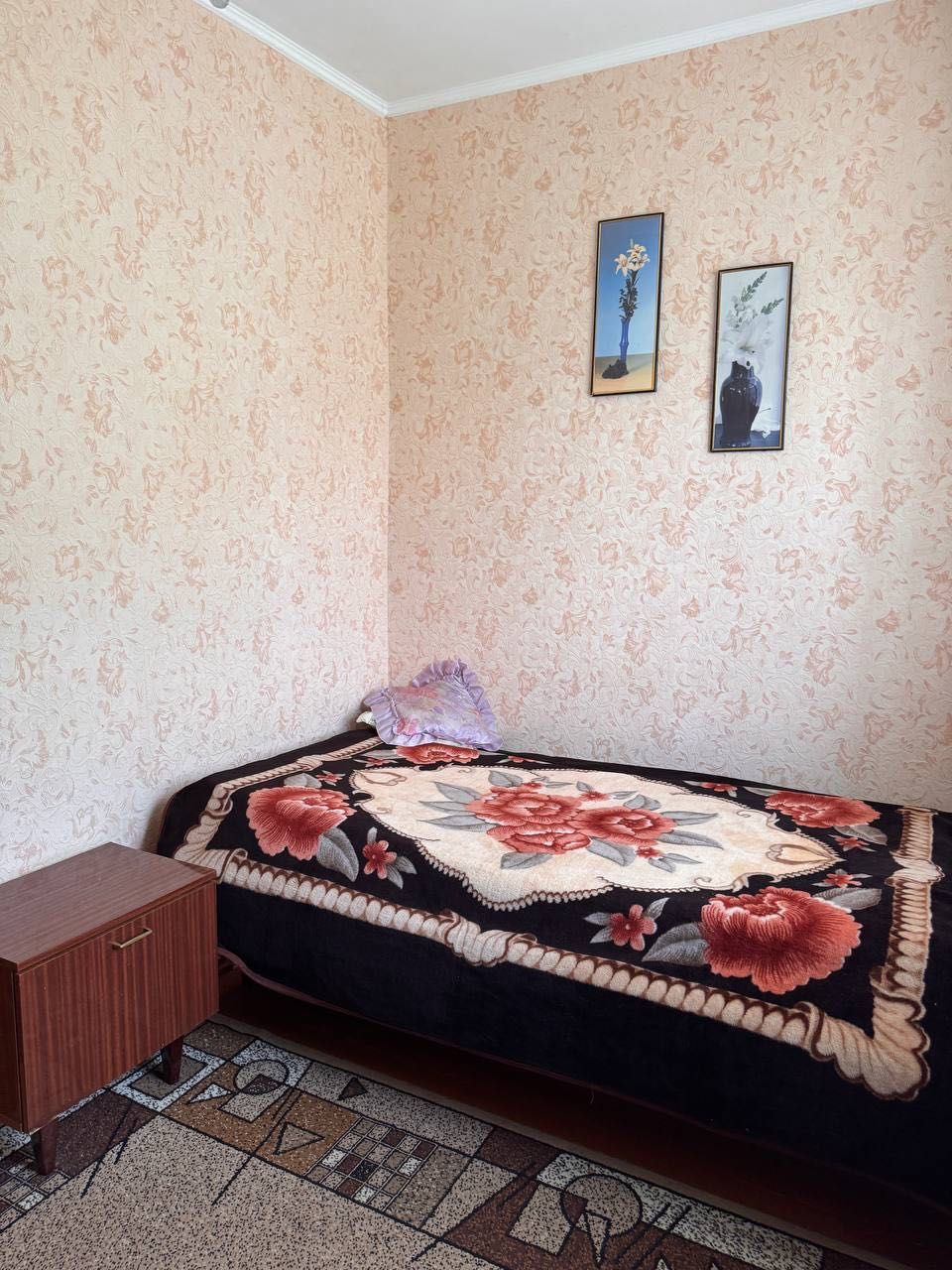 Затишна квартира в чудовому місці.