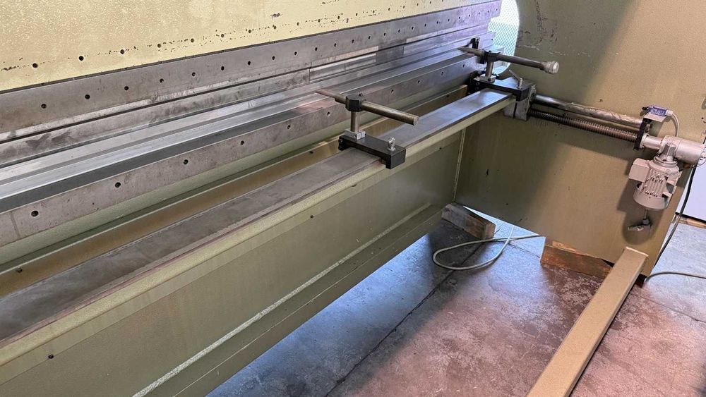 Prasa krawędziowa zaginarka giętarka krawędziarka SAFAN 110t x 3100mm