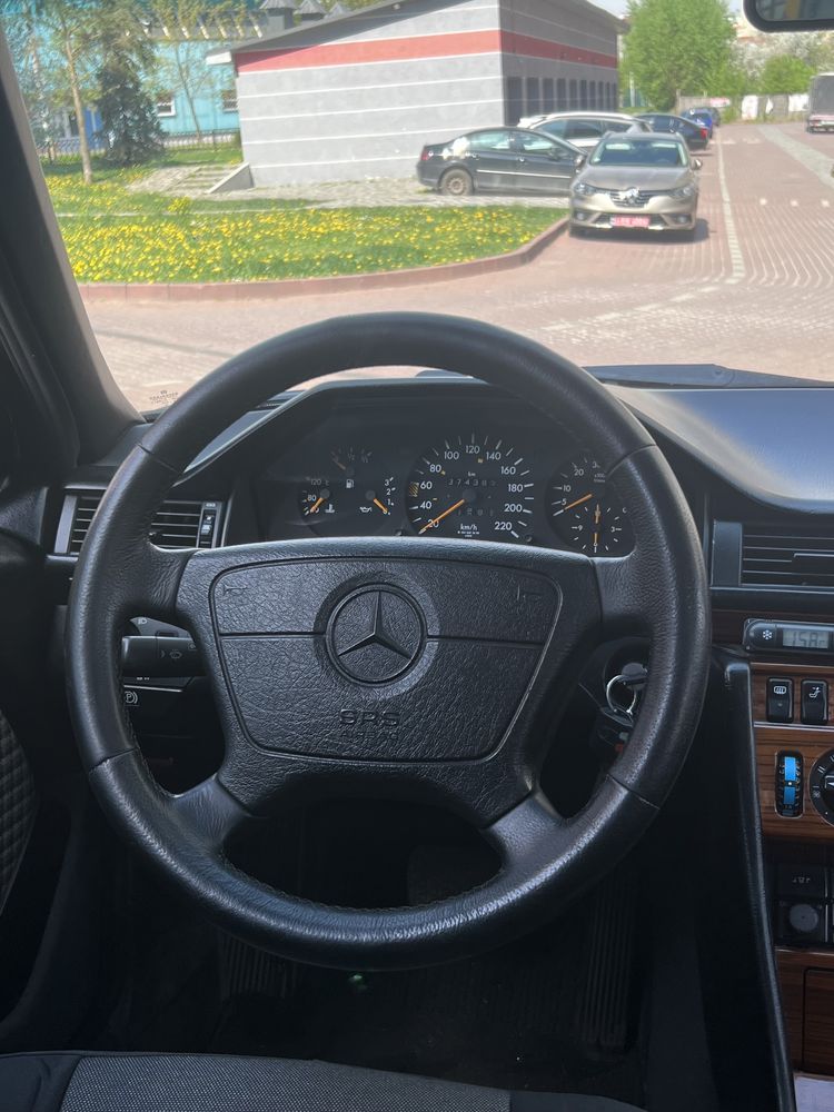 Mercedes E-class w124