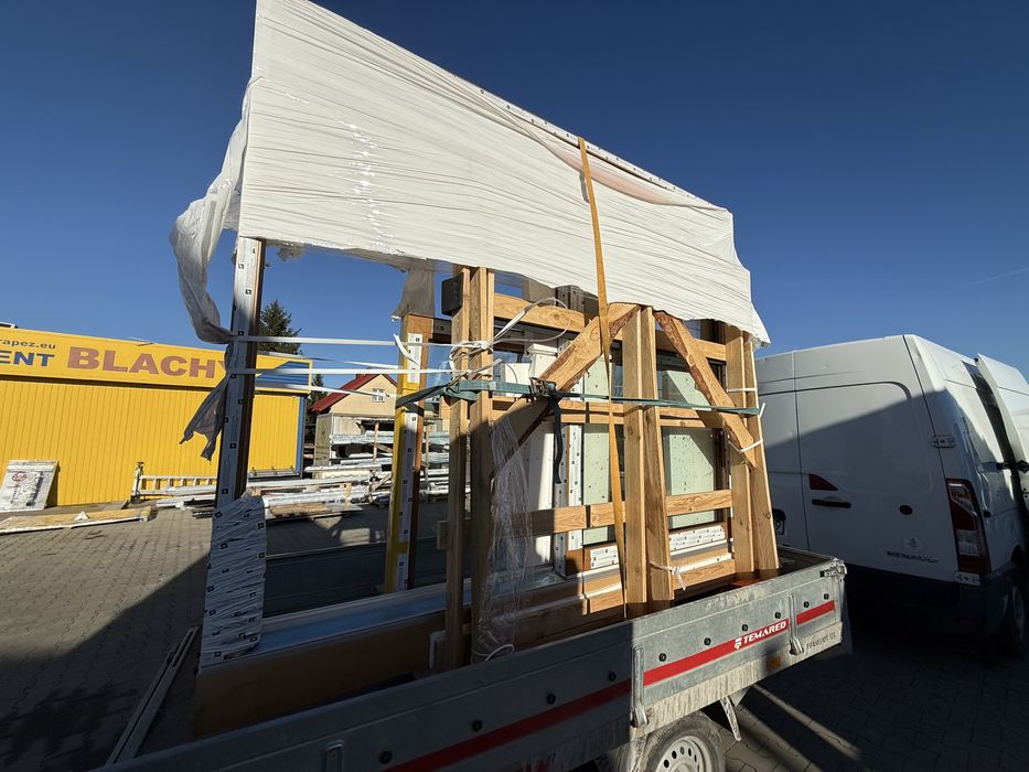 Okno przeswówne HST