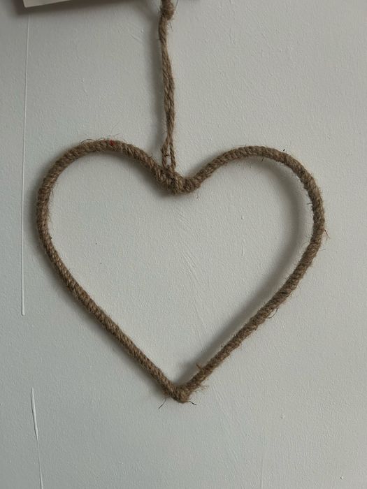 Zestaw 3 ramek, zawieszek z sznurka jutowego Serca nr.8506