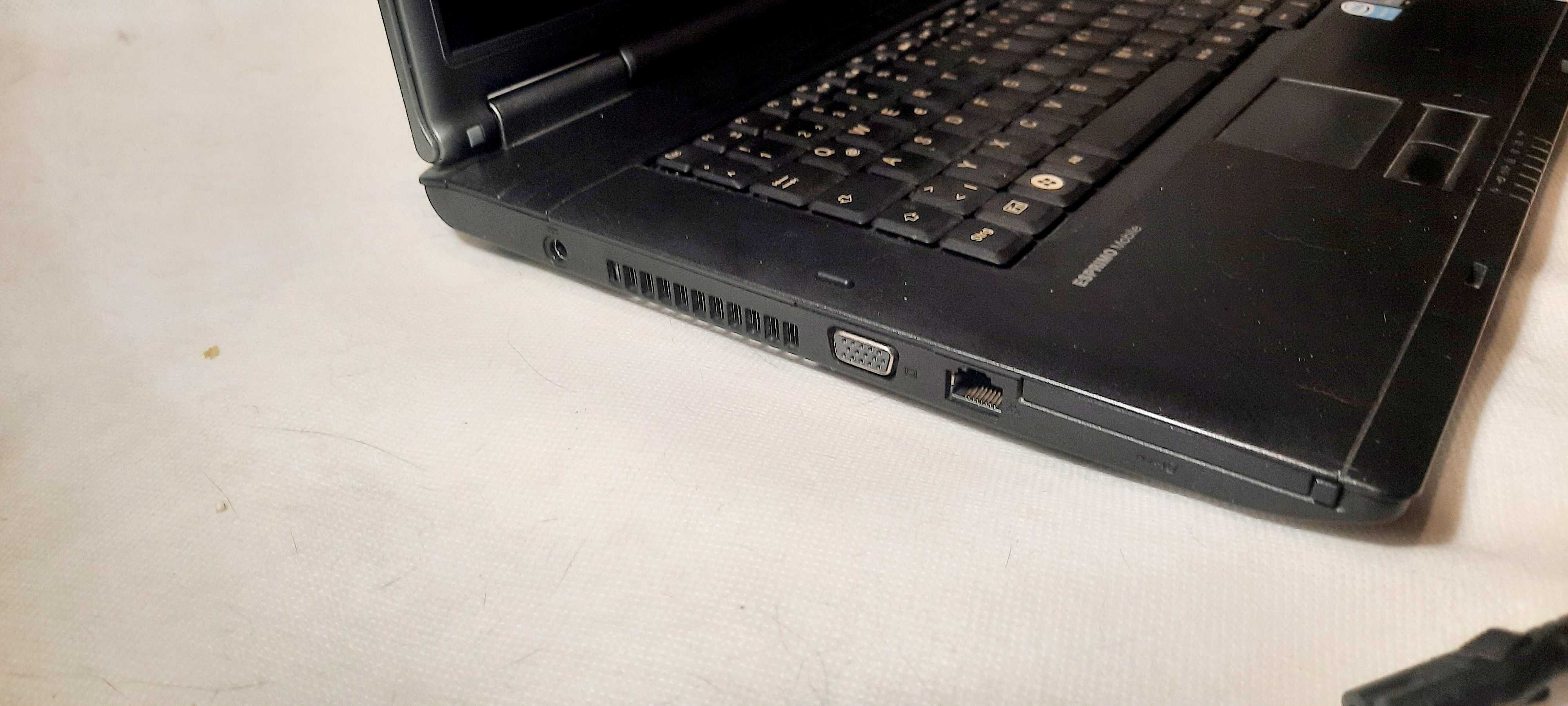 Fujitsu Siemens V5535 DDR2 1GB Celeron 530 HDD 80Gb 15,4"