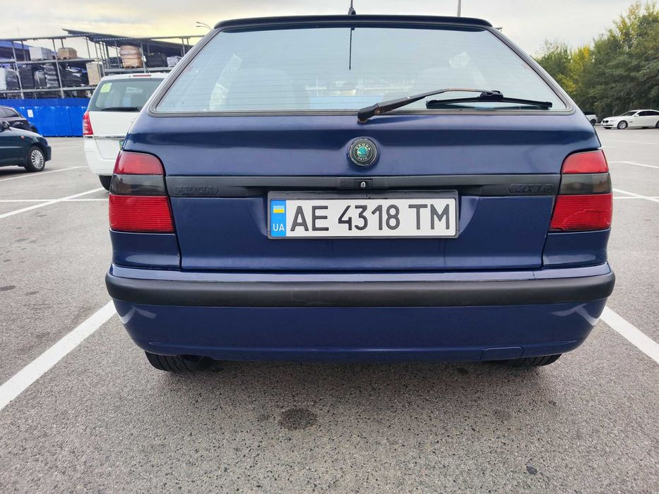 Skoda Felicia 1.6 — “живіша за всіх живих”, на 15-ках і з характером