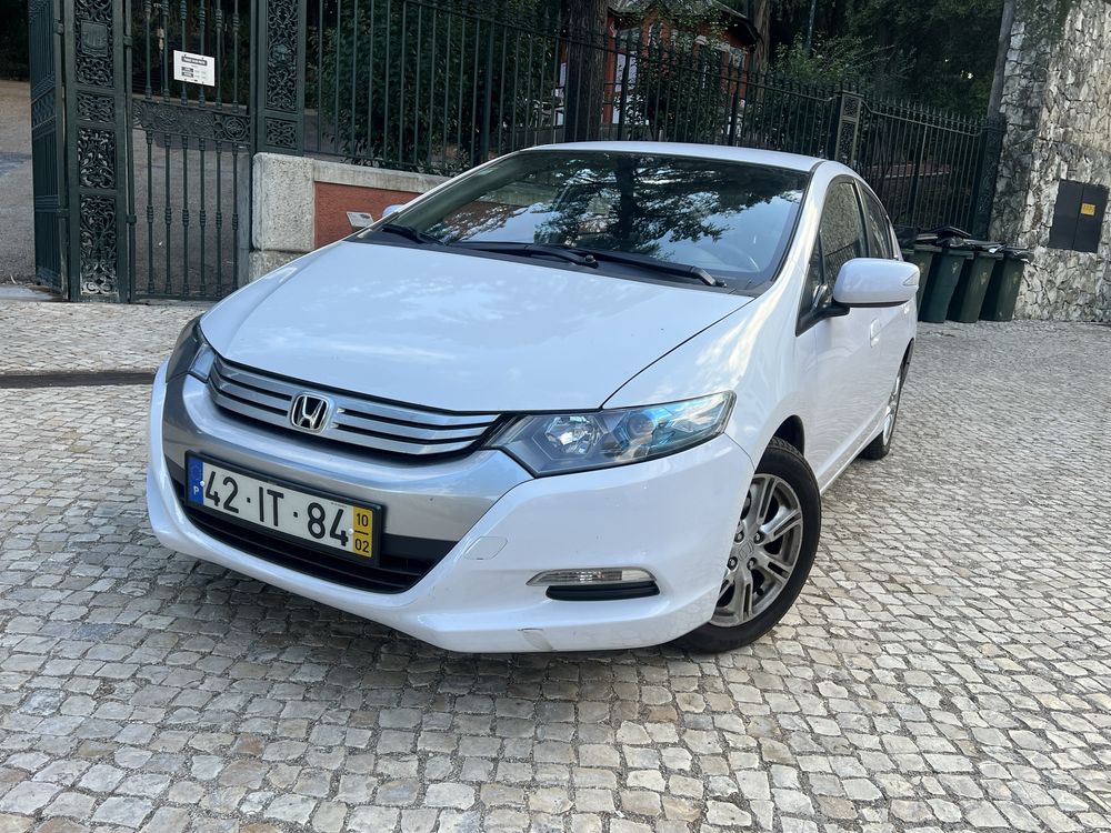 Honda insight hybrid