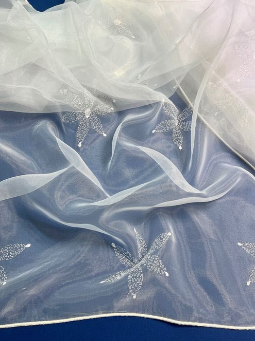 Firana/tkanina organza biała ze wzorem gwiazdki