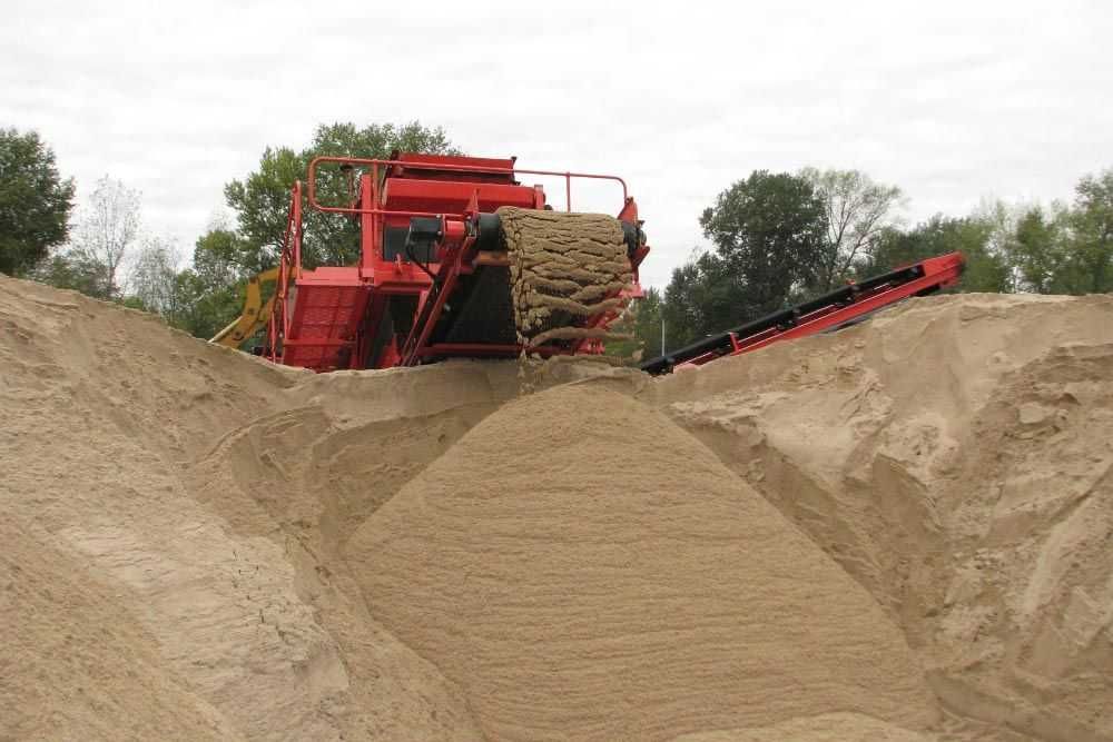 Piasek, Żwir, Kamień, Grys, Ziemia, Tłuczeń, Kruszywa drogowe, Beton.