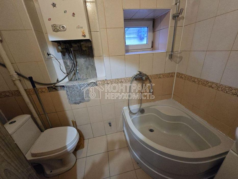 Продам 5к.кв. 76м2  пров. Столярний 5 (27 Ліцей)Москальовка ТОРГ