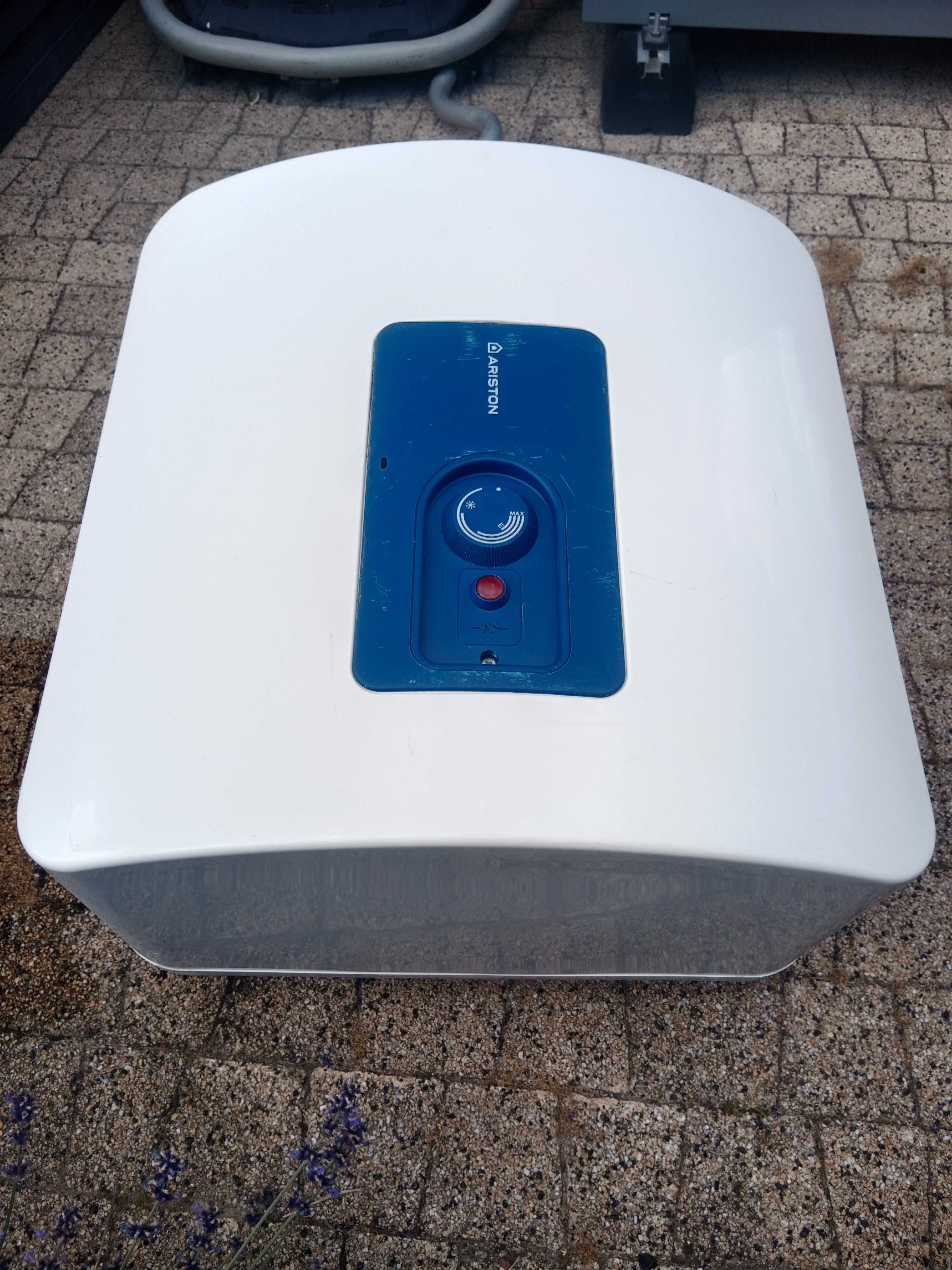 Bojler, podgrzewacz wody ARISTON BLU 30 R PL 1500 - uszkodzona grzałka
