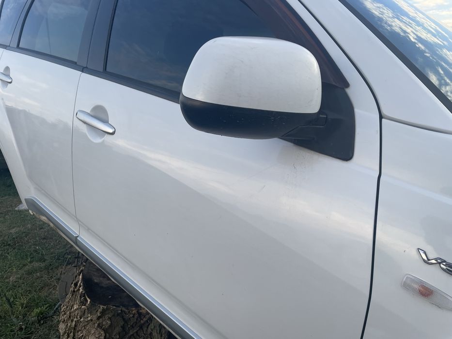 Кузов четвертини Mitsubishi Outlander XL 2008