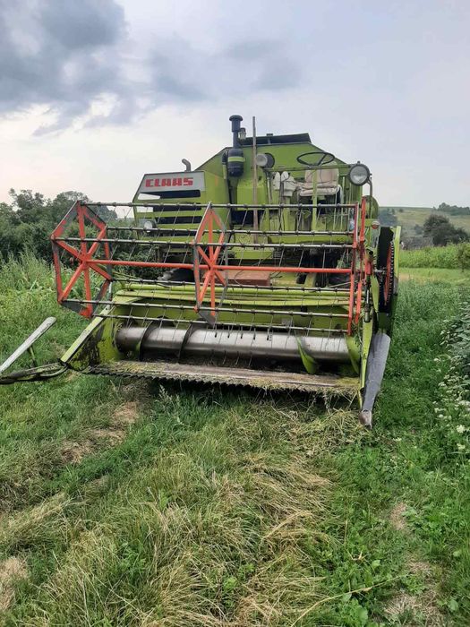 Комбайн Claas consul