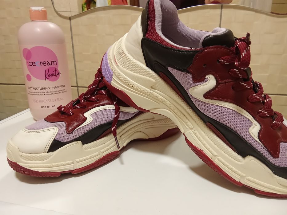 Кроссовки женские демисезон