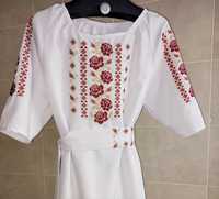 Вишиванка-сукня з поясом, вишивка хрестиком, 46 розмір