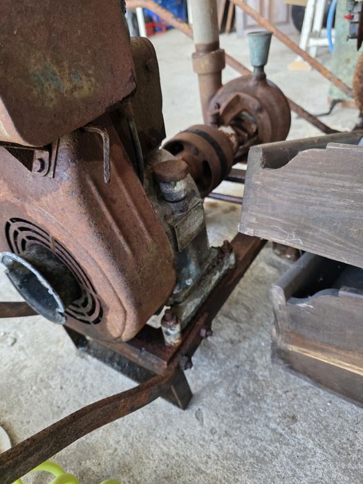 Bomba de Água Motor de rega antigo